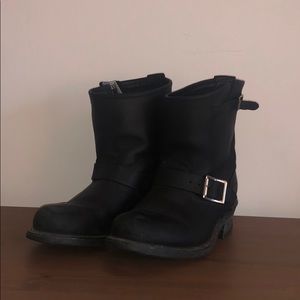 frye rubber motorcycle boots, size 7